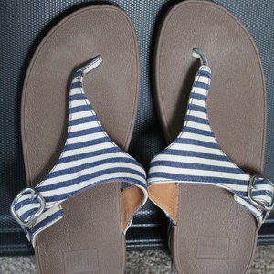 Sandal